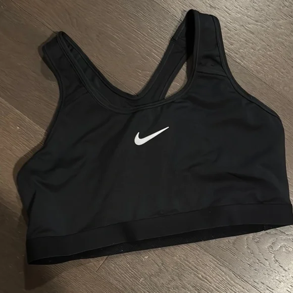 Nike Women's Black Sports Bra in Size XXL - Picture 2 of 5
